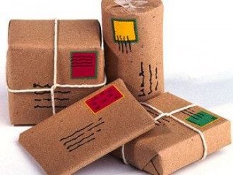 Що таке накладений платіж при отриманні і відправленні посилки?
