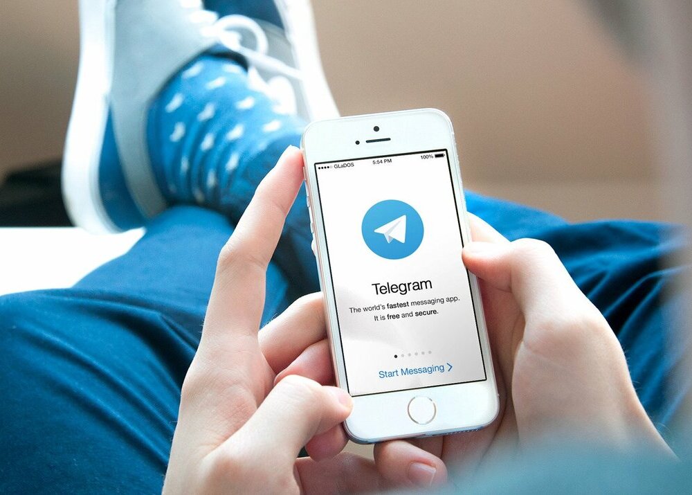 Як заробляти на Telegram-каналі в Україні?